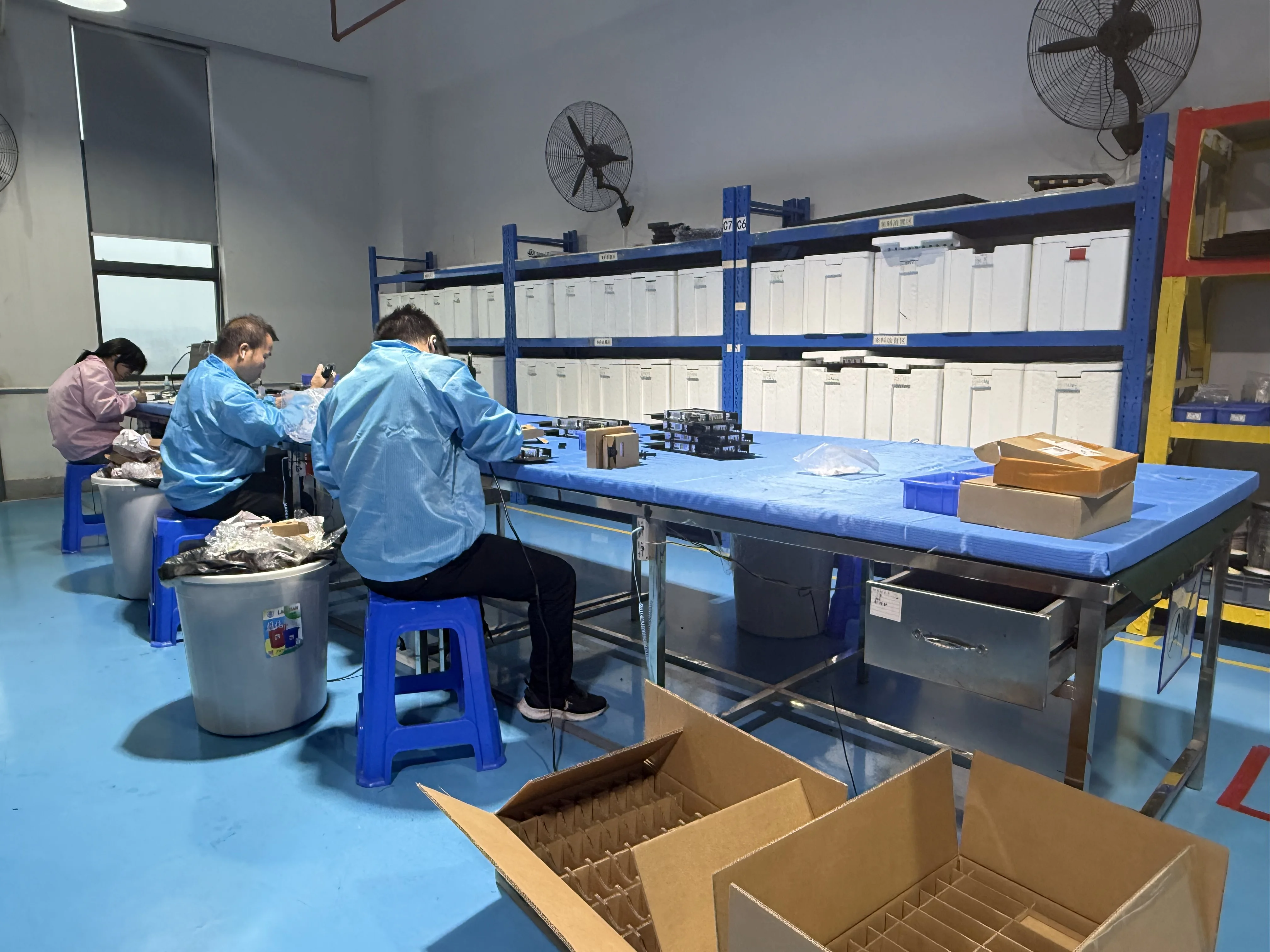 KoreTouch cleanroom and controlled assembly environment
